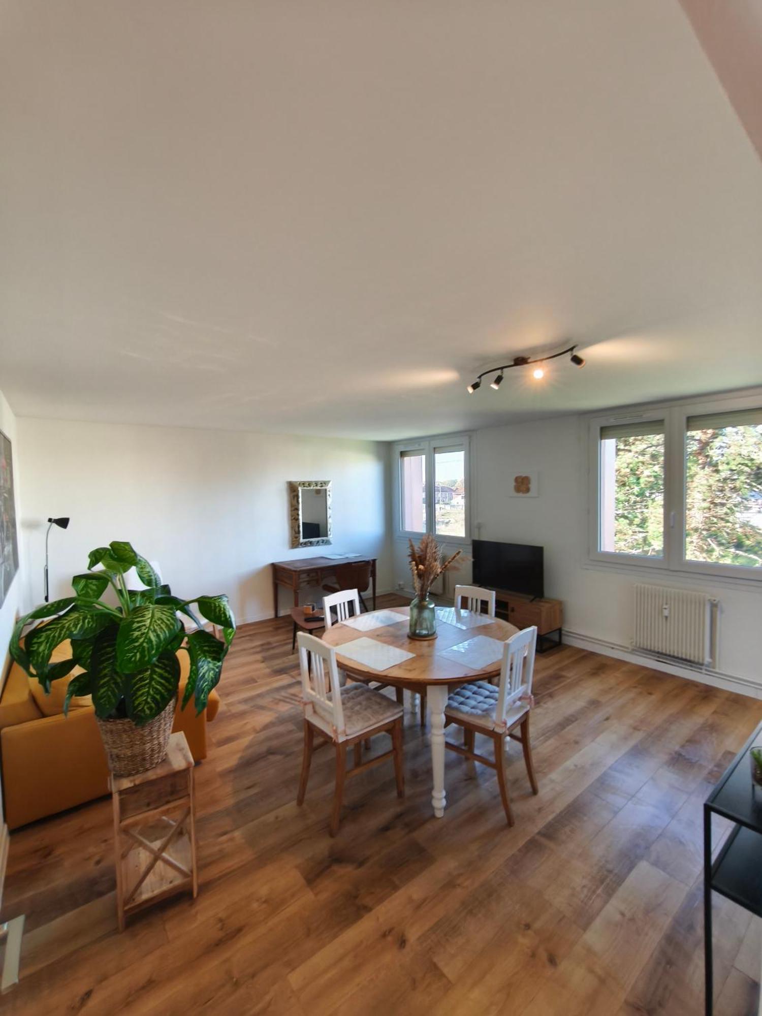 Apartment Chez Marie Et Ludovic